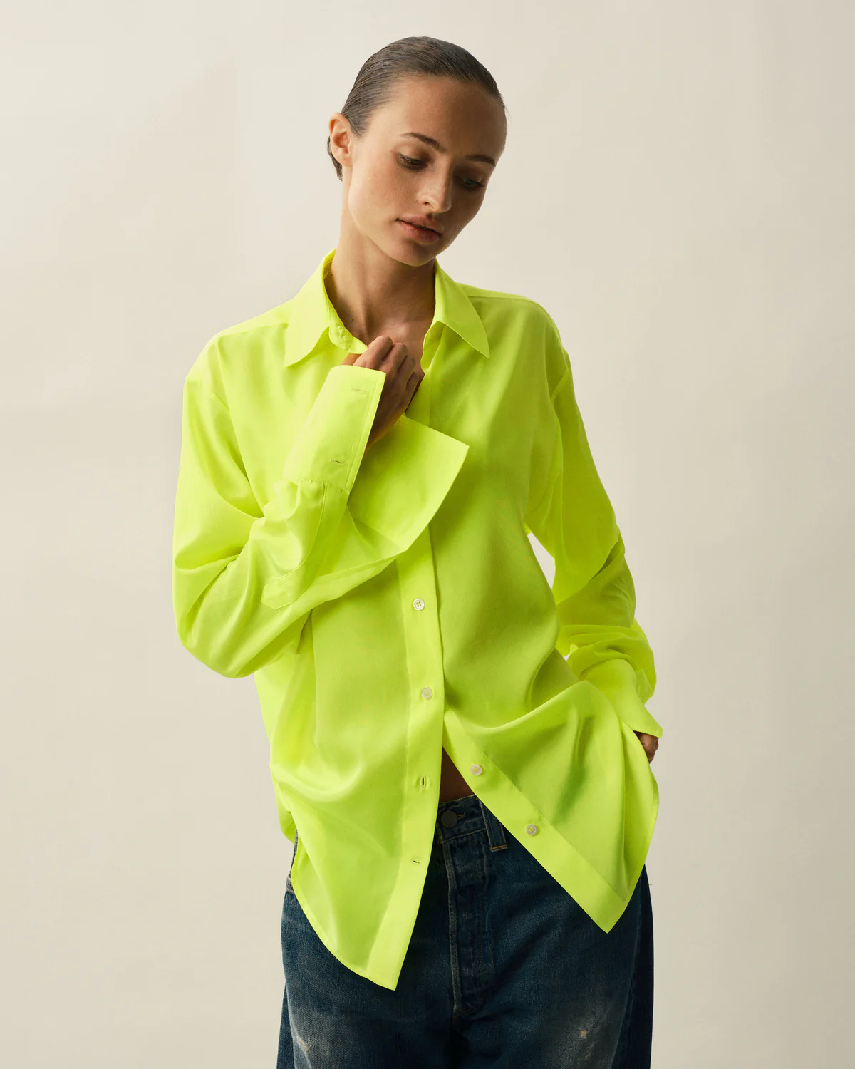 aw25 neon yellow shirt